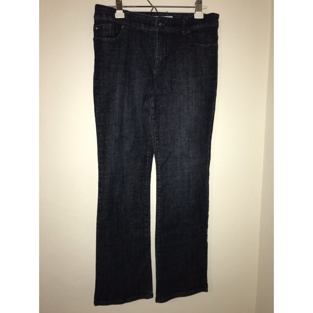 Chicos Jeans Women 30x28 Platinum Ultimate Fit Bootcut  Denim Blue Jeans Stretch